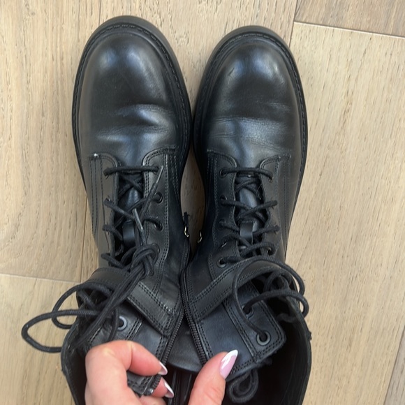 Zara boots 39 but fits 38 as well - Picture 3 of 3